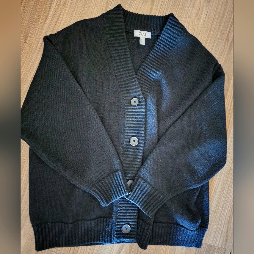 Cos heavy wool cardigan small